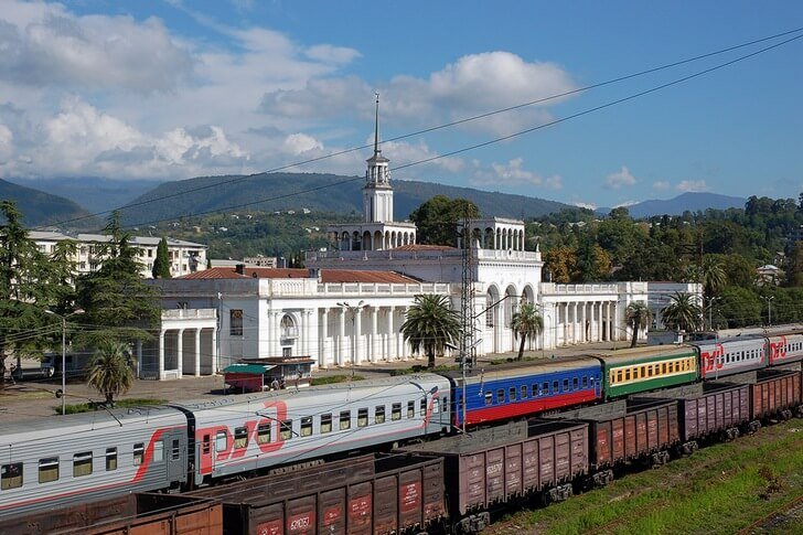 Estação ferroviária de Sukhum