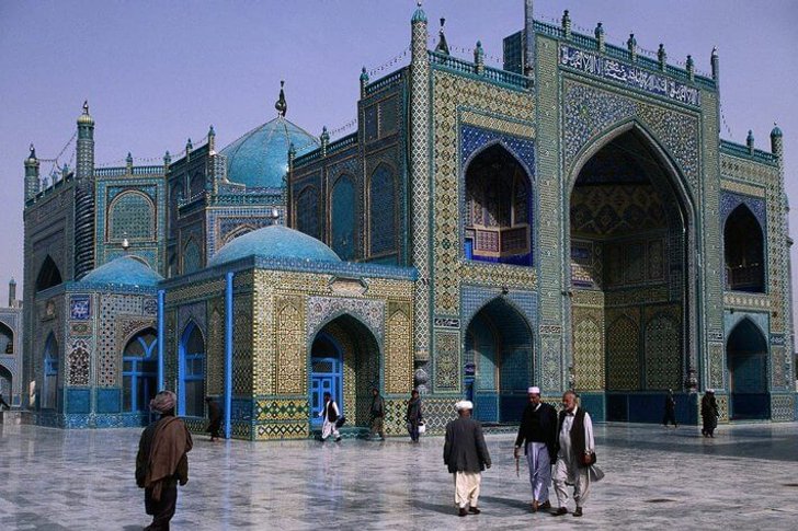 Голубая мечеть (Мазари-Шариф)