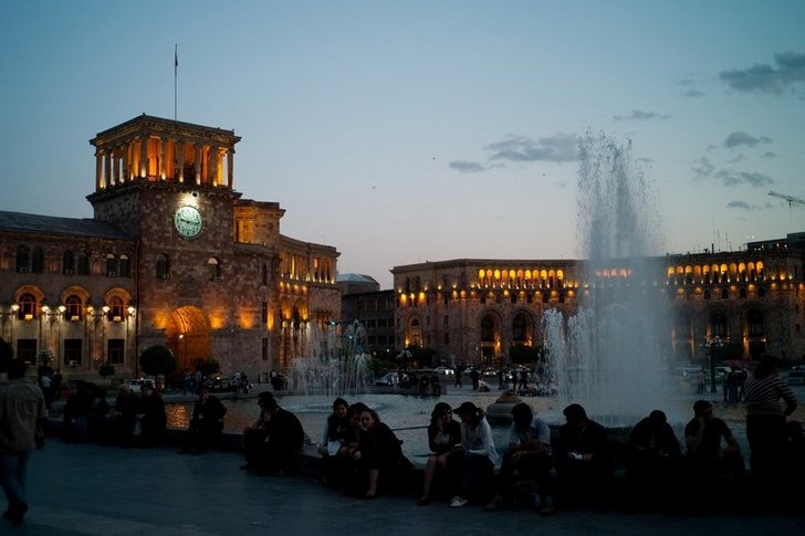 Place de la République à Erevan