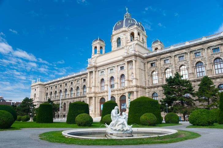 Kunsthistorisches Museum and Natural History Museum