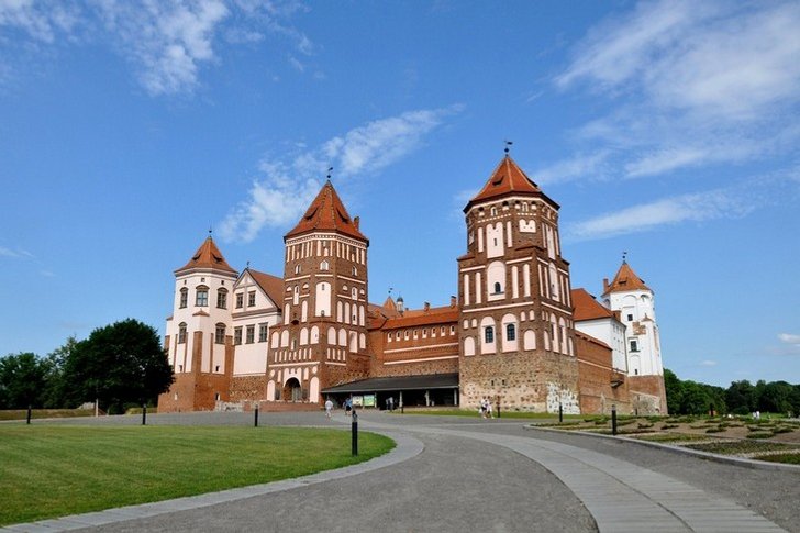 Schloss Mir