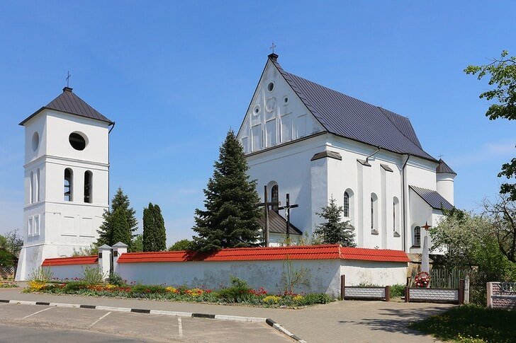 Dreifaltigkeitskirche in Tschernawtschitsy