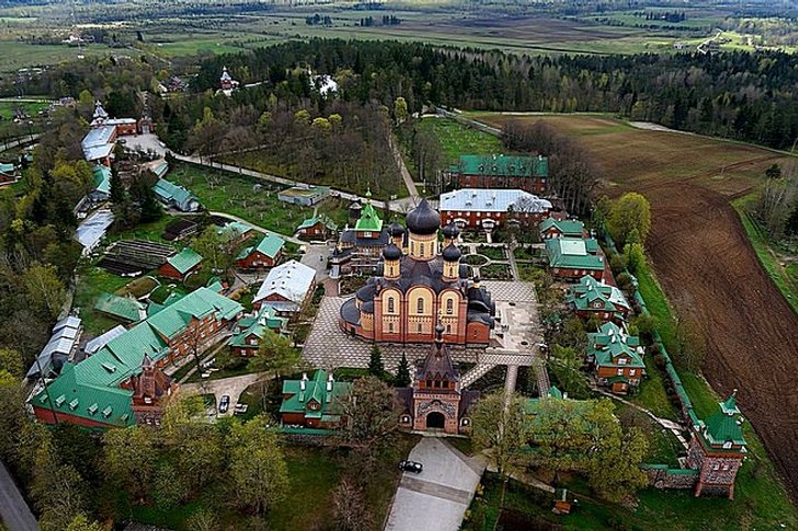 Monastère de la Dormition de Pukhtitsky