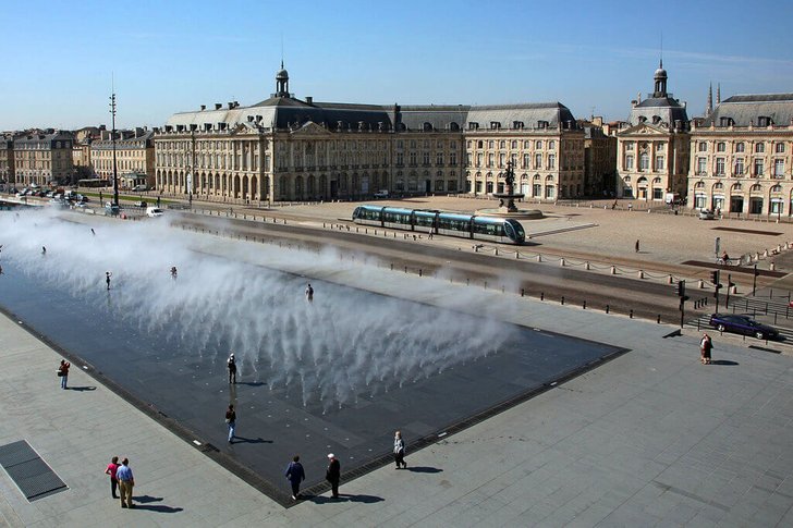 Exchange Square (Bordeaux)