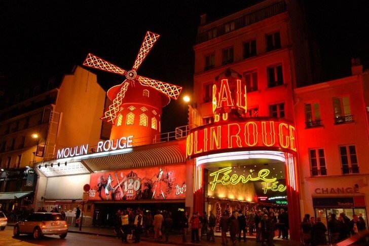 Kabarett Moulin Rouge