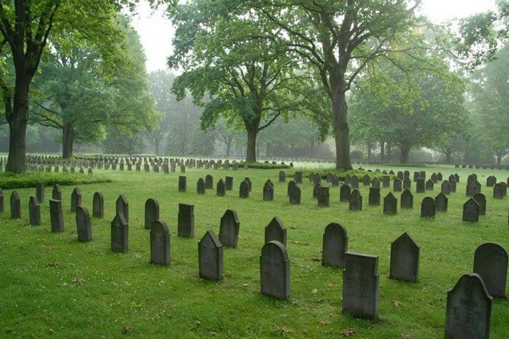 Ohlsdorferfriedhof park-cemetery