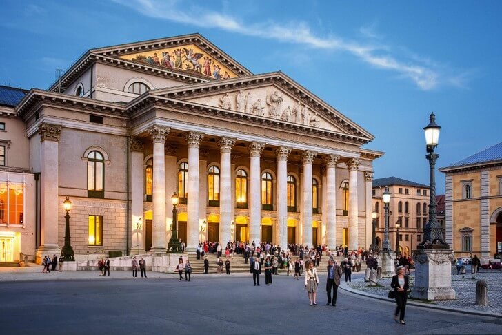 巴伐利亚国家歌剧院