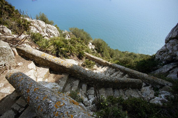 步道“地中海阶梯”