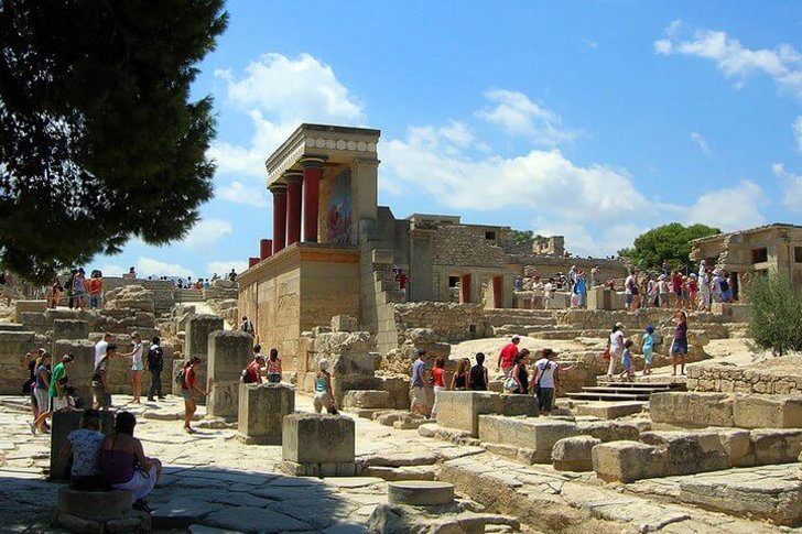 Knossos palace