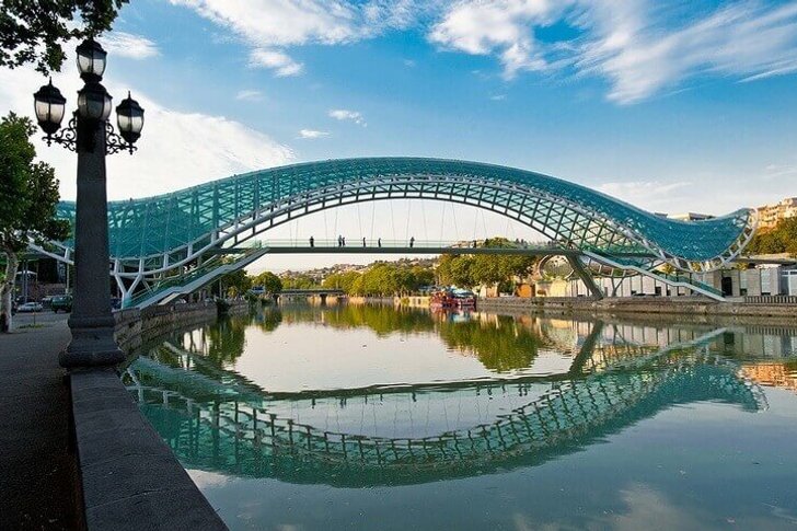 Мост Мира