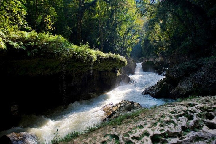 Semuk Champey-Wasserfälle