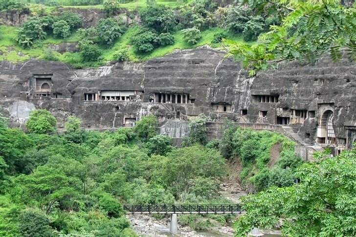 Świątynie w jaskini Ajanta