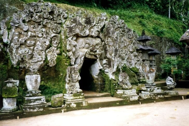 Elephant Cave (Goa Gaja)