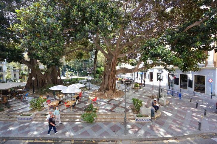 Plaza Gabriel Miró