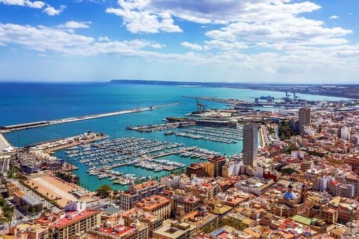 Port w Alicante