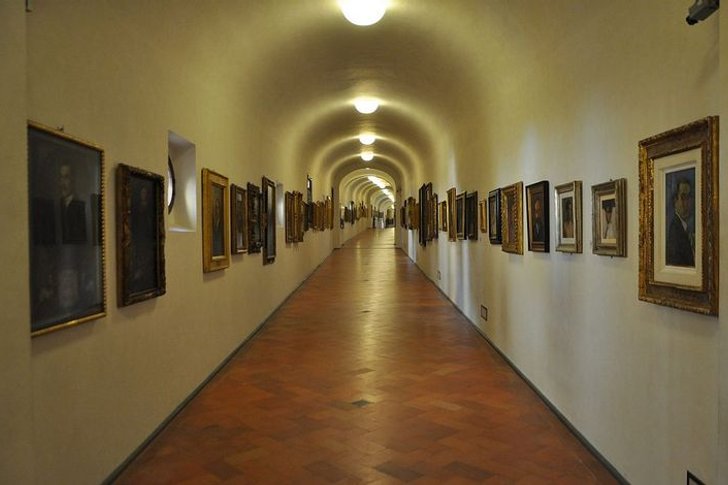 瓦萨里走廊
