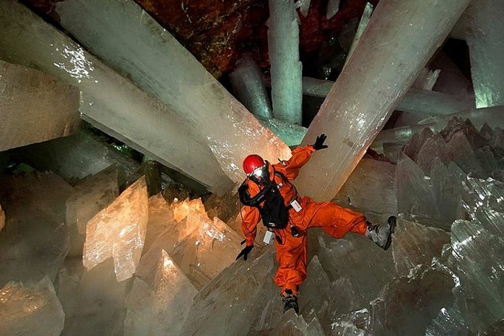 Grotte de cristal géant