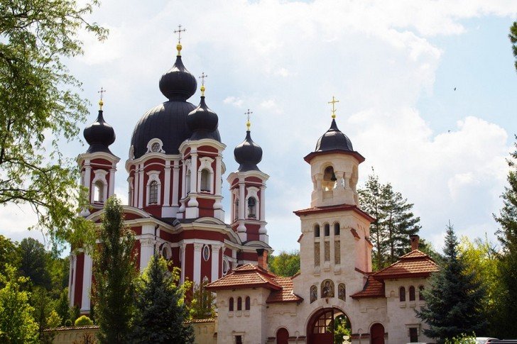Monastery Curki