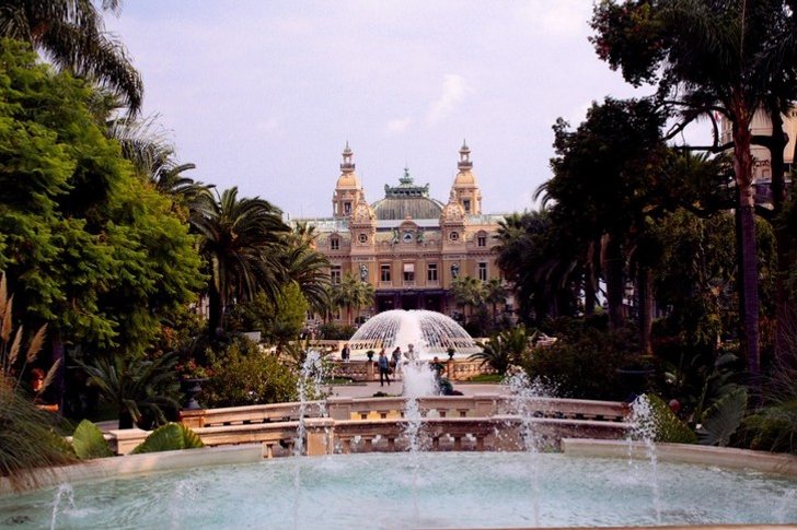 Plaza del Parque y del Casino