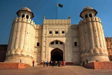 12 top attractions in Pakistan