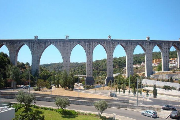 Aqueduct Aguas Librish