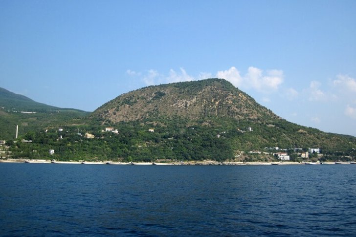 Mount Castel