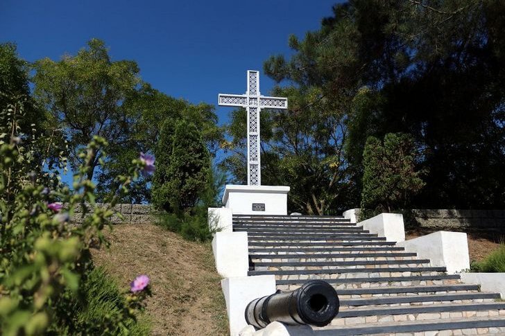 Memorial cross to Arkhip Osipov