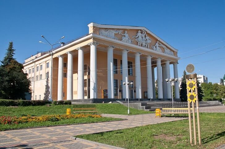 Drama Theatre nomeado após K. V. Ivanov