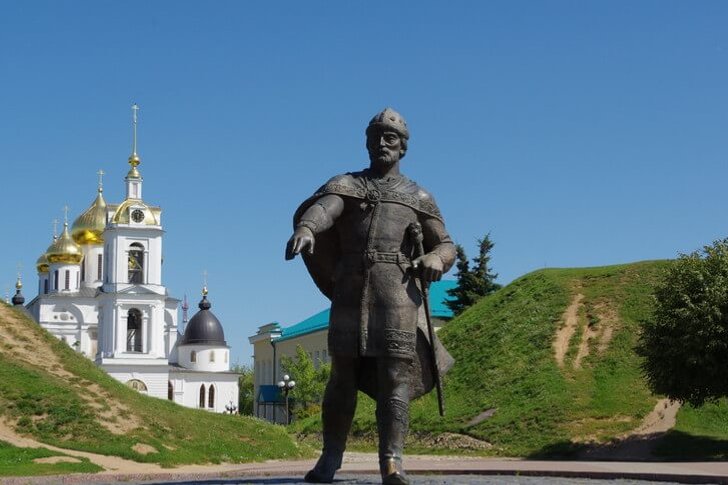Monument to Yuri Dolgoruky