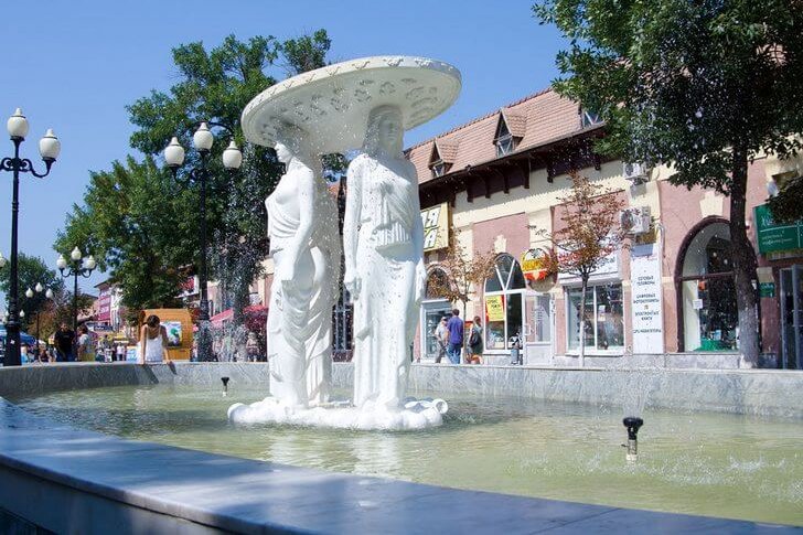 Fontein op Sverdlov-straat