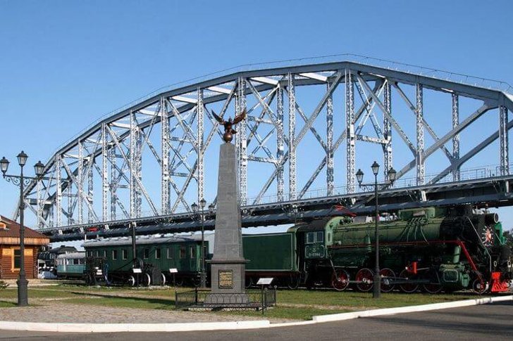 Amur Bridge Museum