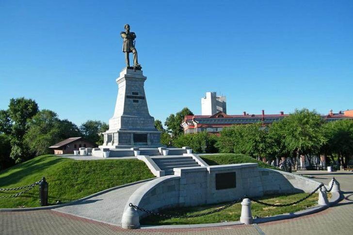 穆拉维约夫-阿穆尔斯基纪念碑