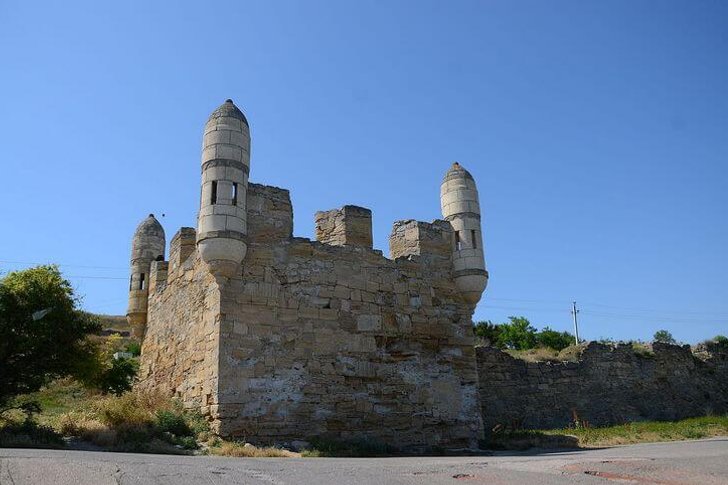 Yenikale fortress
