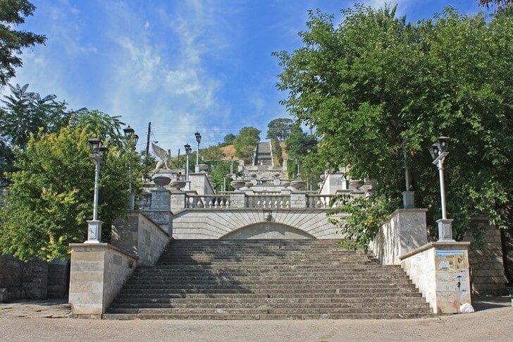 Wielkie schody Mitrydatesa