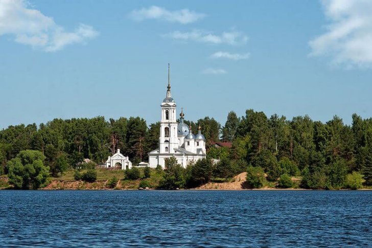 Church of the Ascension in Okhotino