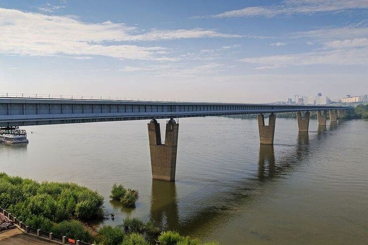 Most metra w Nowosybirsku