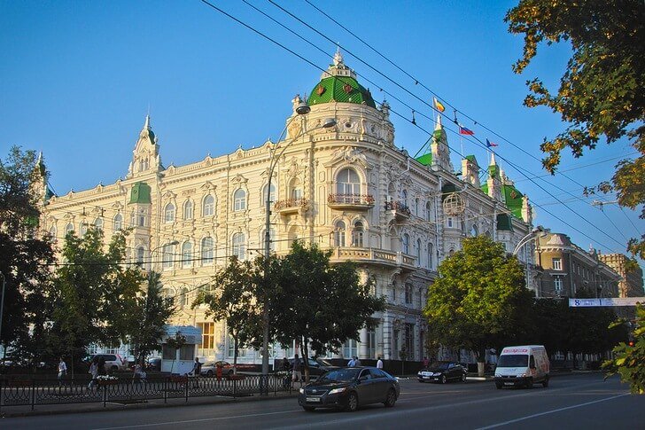 Bolshaya Sadovaya street