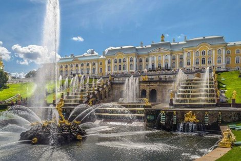 35 Hauptattraktionen von St. Petersburg