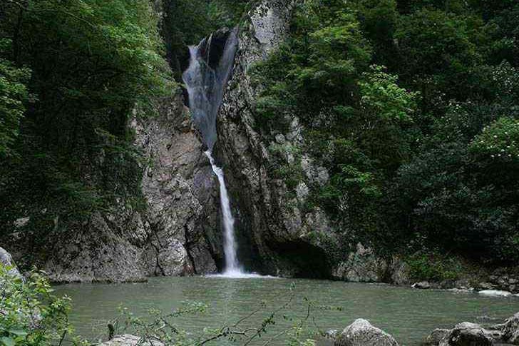 Wodospady Agur