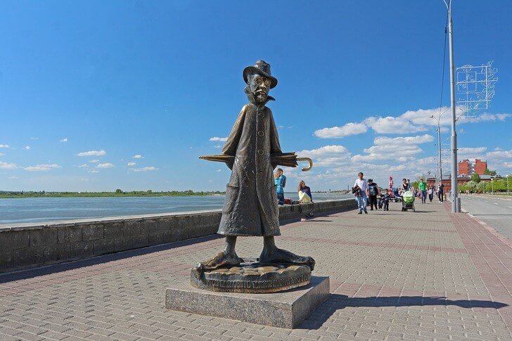 Monument voor Anton Tsjechov