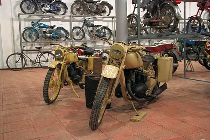 “摩托车汽车艺术”博物馆