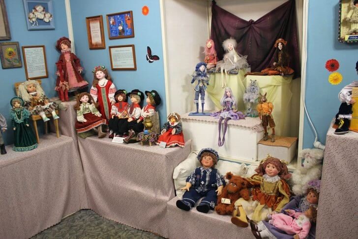 Museum-Gallery of Dolls by Olga Pavlycheva