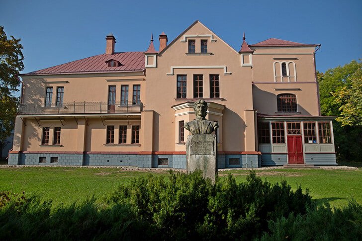 Museums-Anwesen von Sofia Kovalevskaya