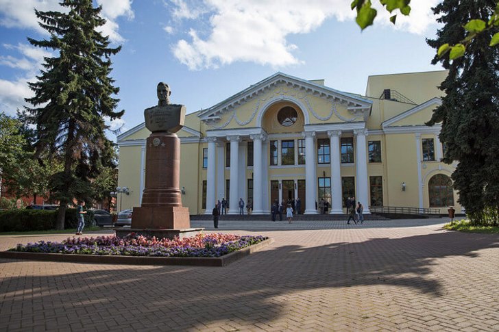 Teatro Dramático de Velikoluksky