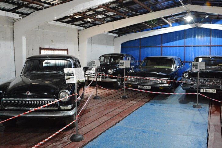 Musée des antiquités automobiles