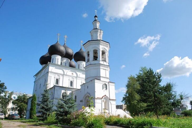 Church of St. Nicholas the Wonderworker in Vladychnaya Sloboda