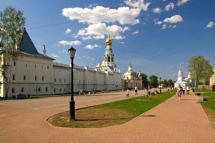 Plac Kremlowski i Kreml Wołogda