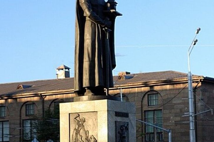 Denkmal für Jaroslaw den Weisen