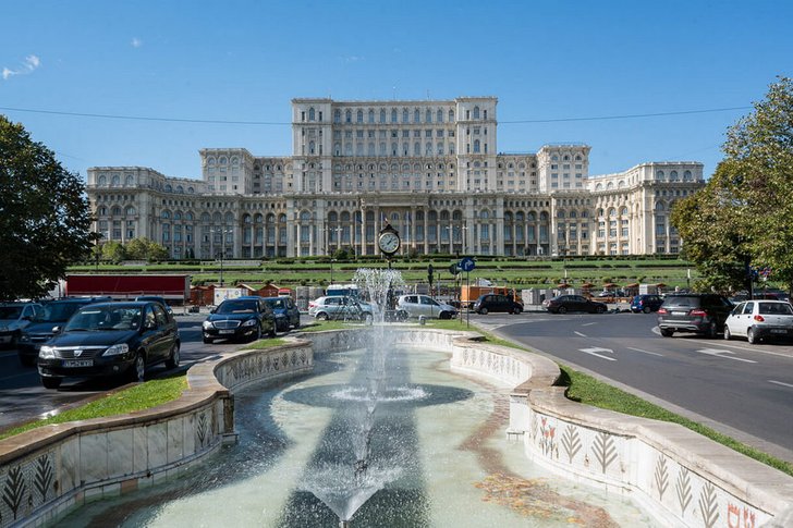 Palais du Parlement (Bucarest)