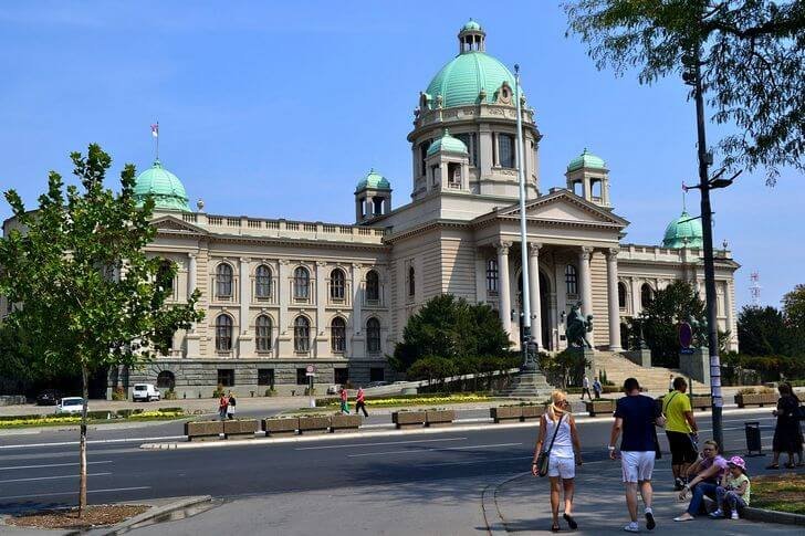 Edificio del parlamento serbio